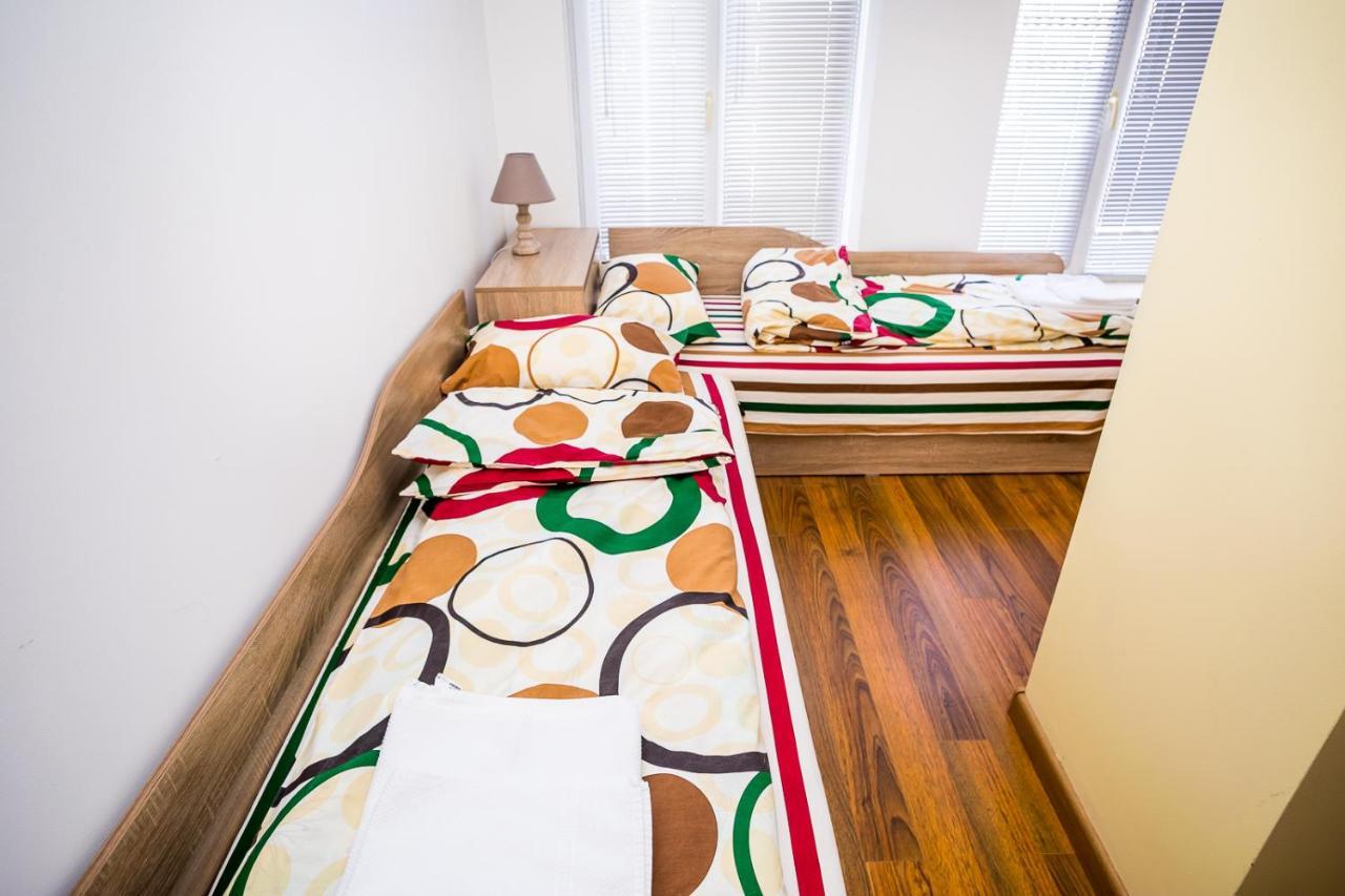 Old City Square Apartment Lovecs Kültér fotó