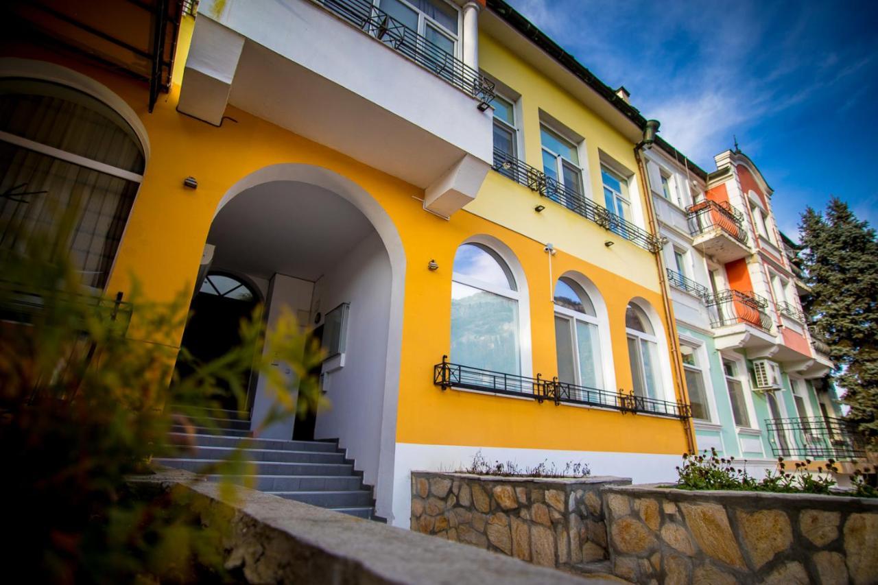 Old City Square Apartment Lovecs Kültér fotó
