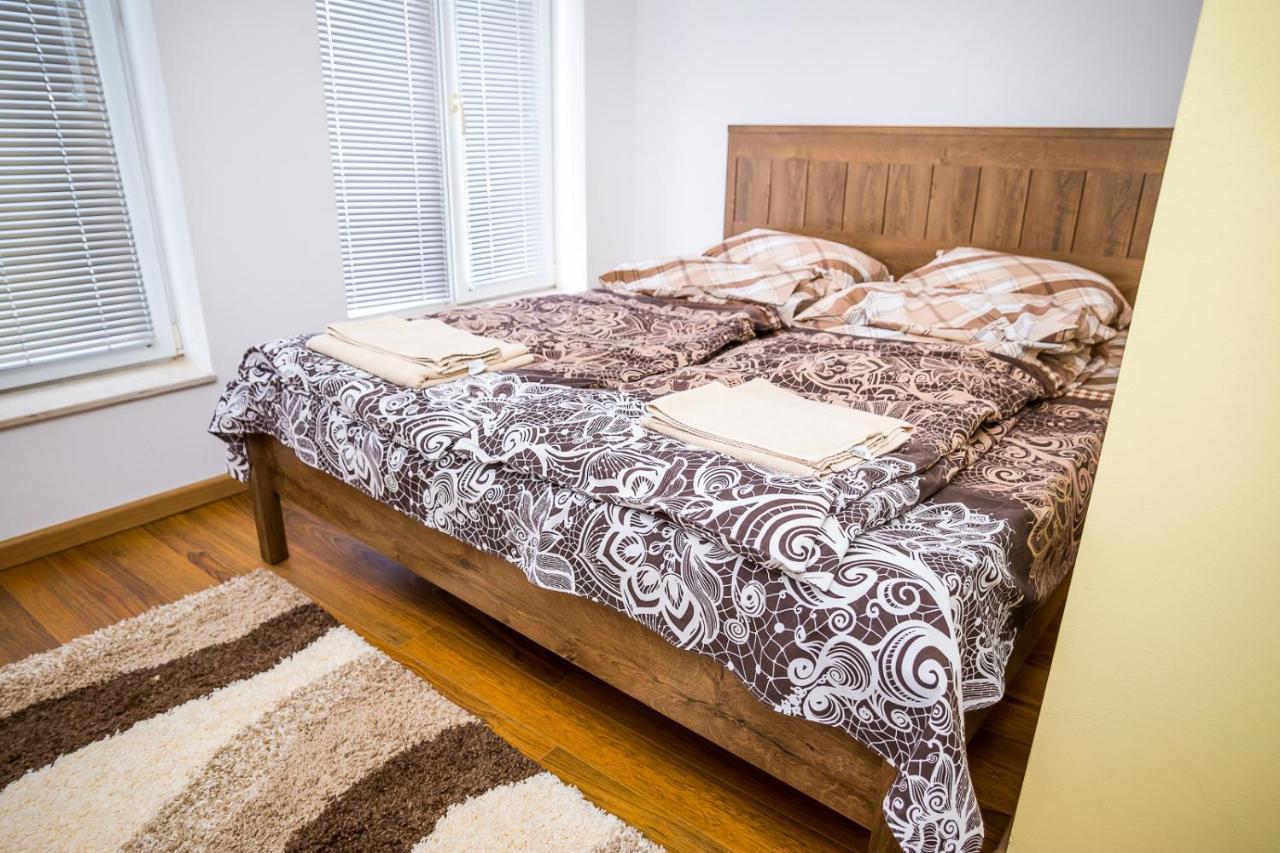 Old City Square Apartment Lovecs Kültér fotó