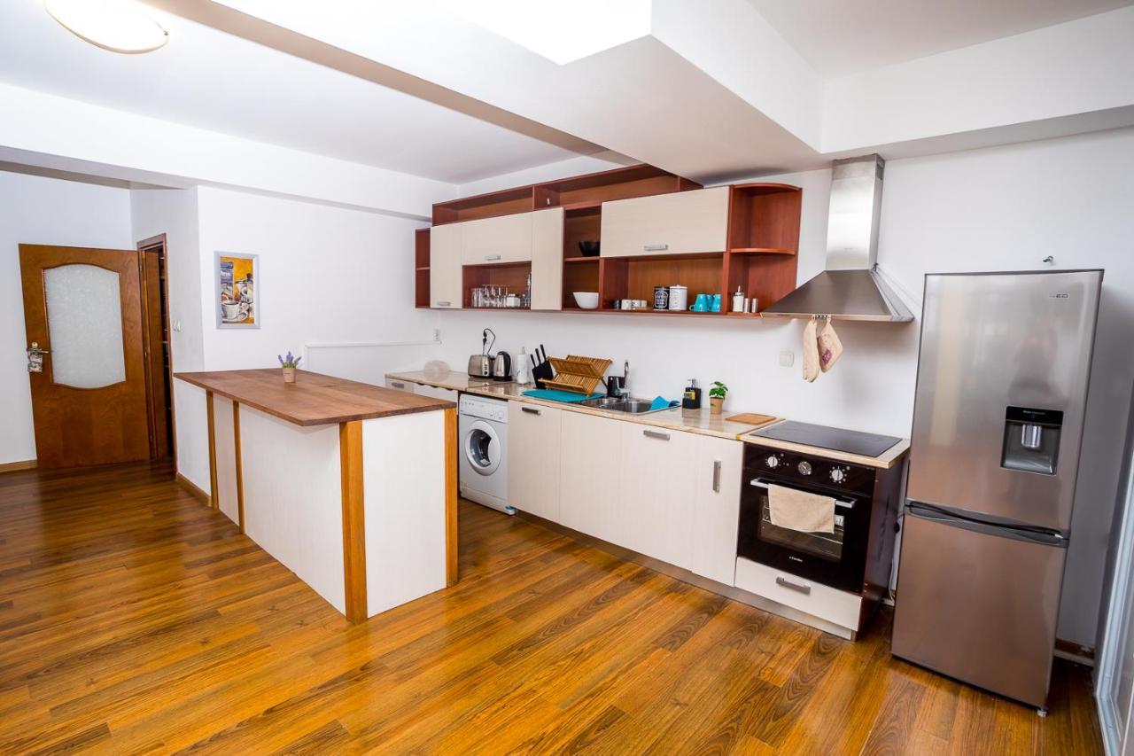 Old City Square Apartment Lovecs Kültér fotó