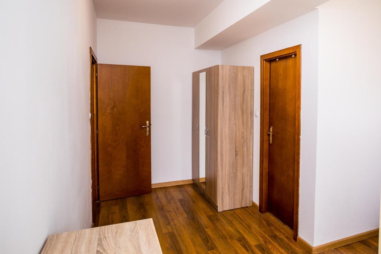 Old City Square Apartment Lovecs Kültér fotó